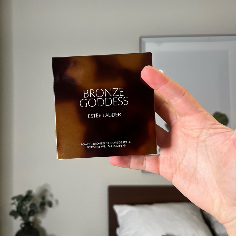 Este Lauder Bronze Goddess